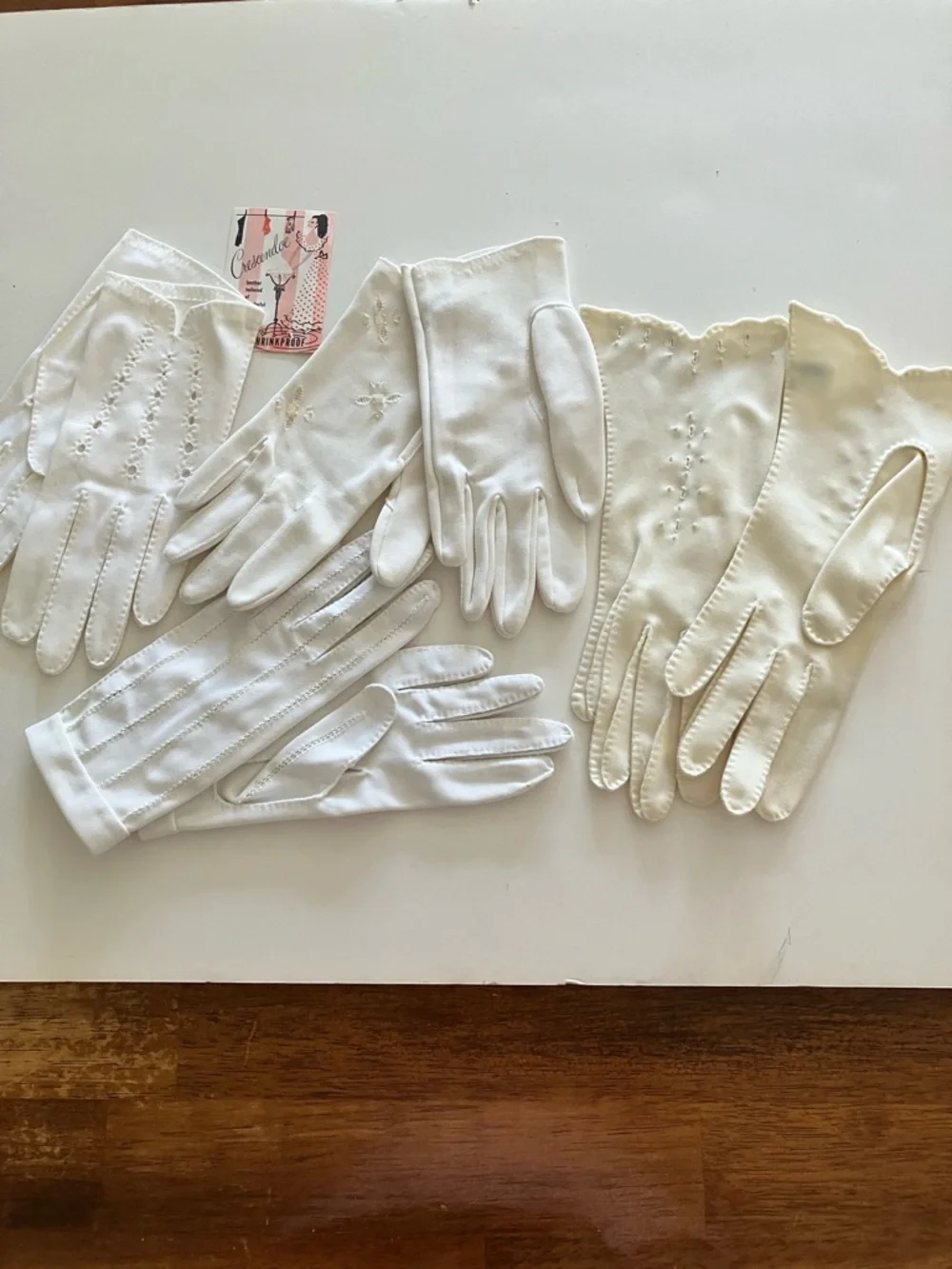 Lot of Four Vintage Cloth  Woman’s Gloves
